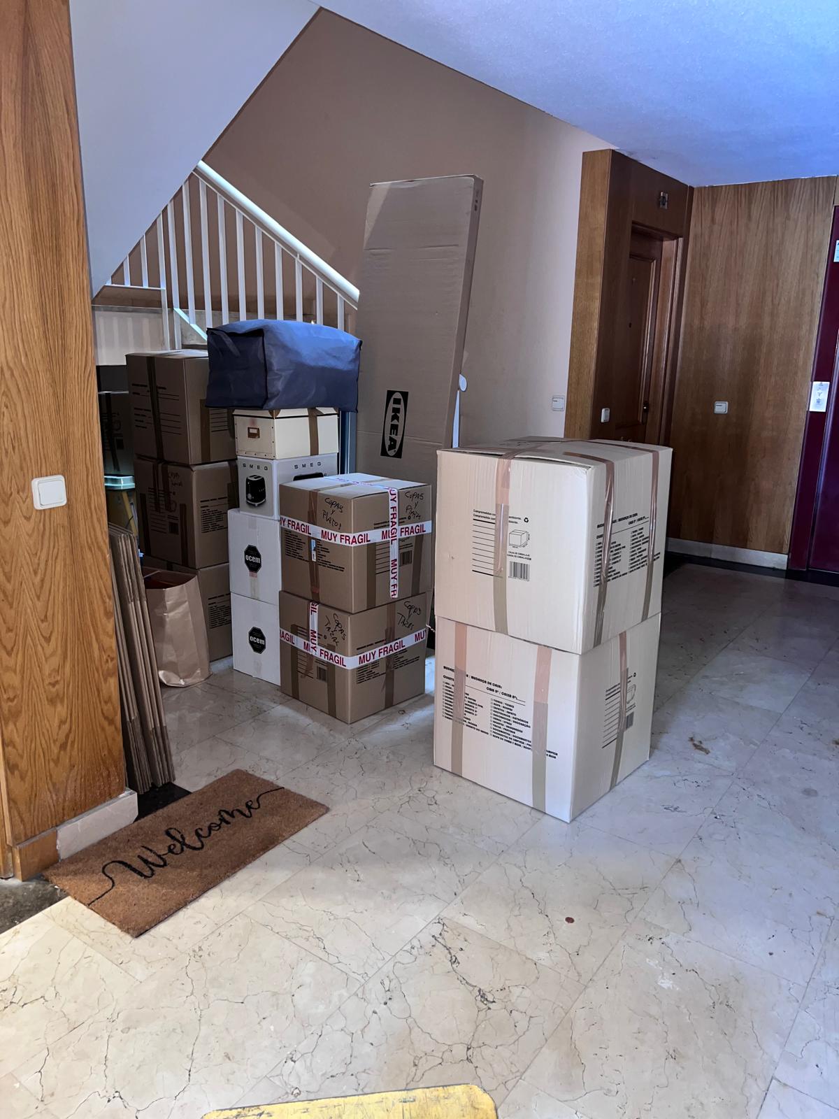 Cajas organizadas para mudanza